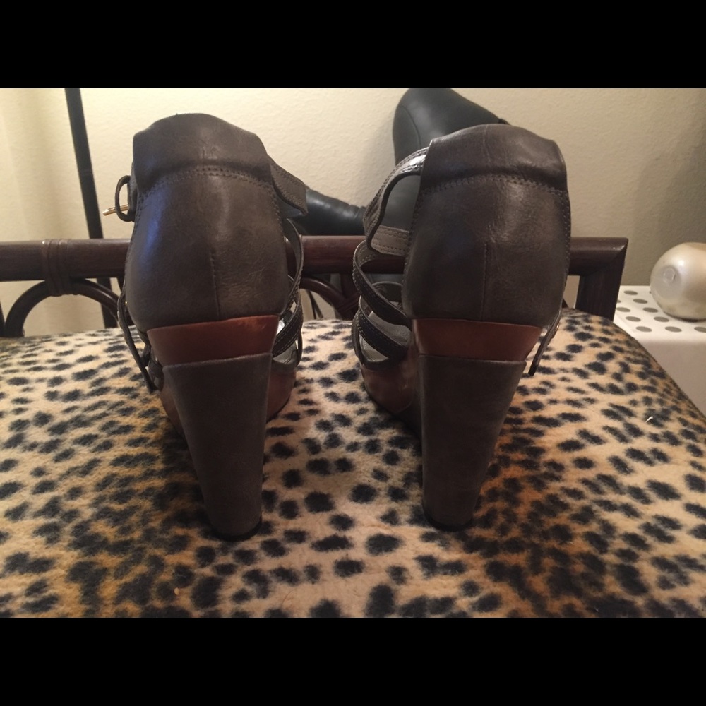 New Shoes in Box Size 10 Elle Sandals 4 Inch Heel - Picture 6 of 7